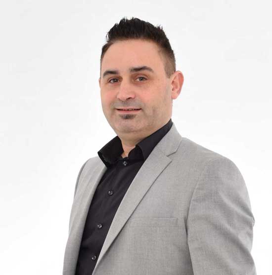 Ardian Bekeri | Allg. beeidet. & gerichtl. zertifizierter Dolmetscher für die albanische Sprache